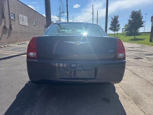 2006 Chrysler 300 Base
