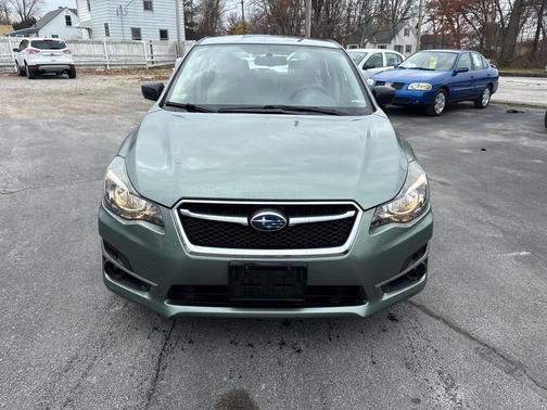 2016 Subaru Impreza 2.0i
