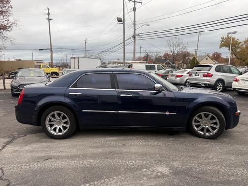 2006 Chrysler 300C Base