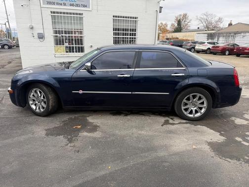 2006 Chrysler 300C Base