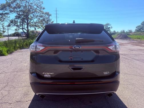 GREEN 2015 Ford Edge SEL