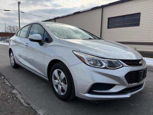 2018 Chevrolet Cruze LS
