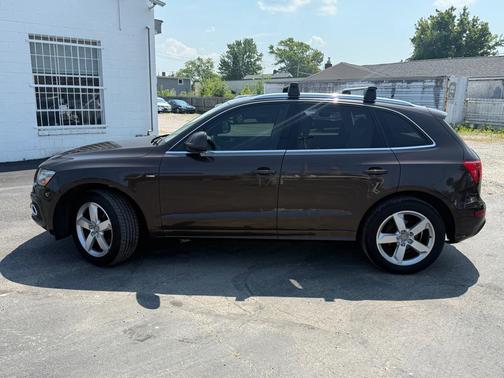 2011 Audi Q5 Premium Plus