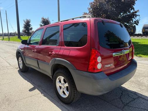 2005 Mazda Tribute i