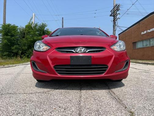 2014 Hyundai Accent GLS