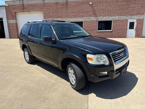 BLACK 2010 Ford Explorer XLT