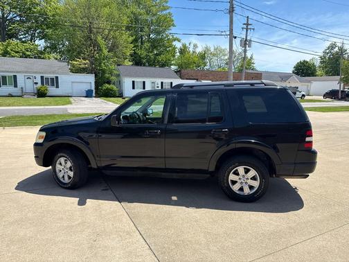 BLACK 2010 Ford Explorer XLT