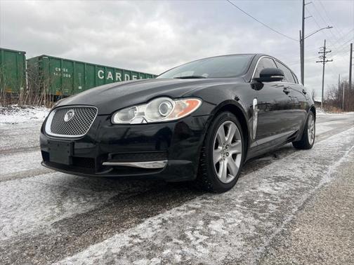 2010 Jaguar XF Luxury
