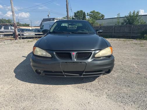 2003 Pontiac Grand Am SE1
