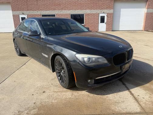 2012 BMW 750 I