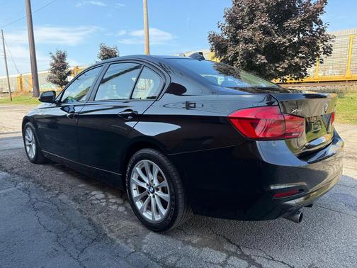 2017 BMW 320 i