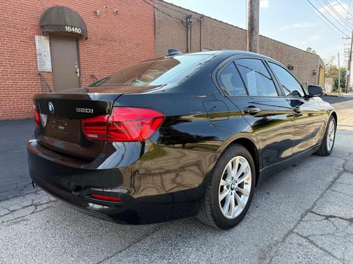 2017 BMW 320 i