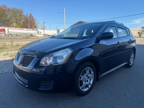 2009 Pontiac Vibe Base