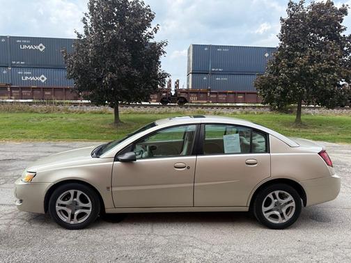 2004 Saturn Ion 3