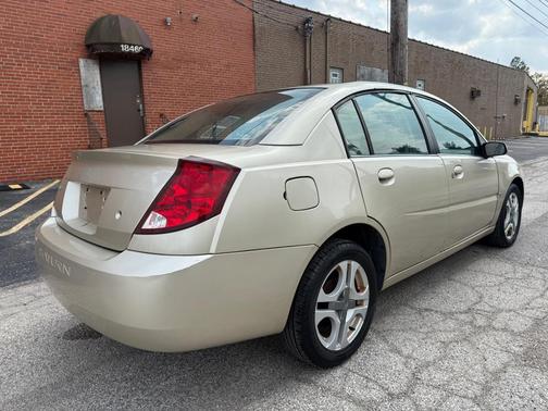 2004 Saturn Ion 3