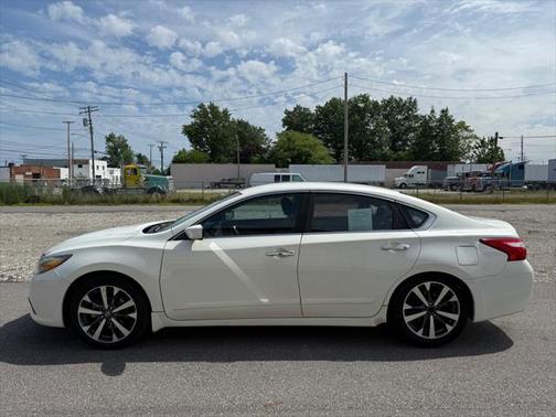 2016 Nissan Altima 2.5 SR