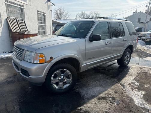 2005 Ford Explorer Limited