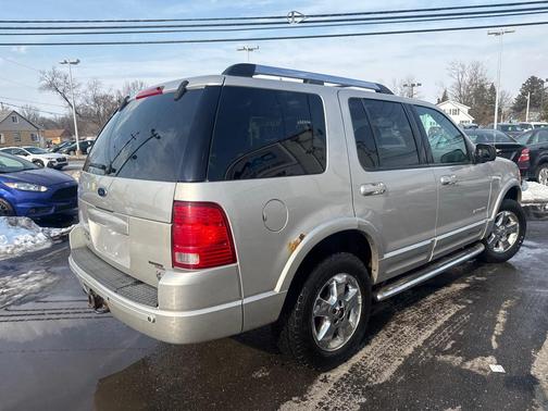 2005 Ford Explorer Limited