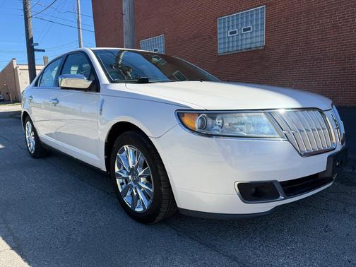 2010 Lincoln MKZ Base