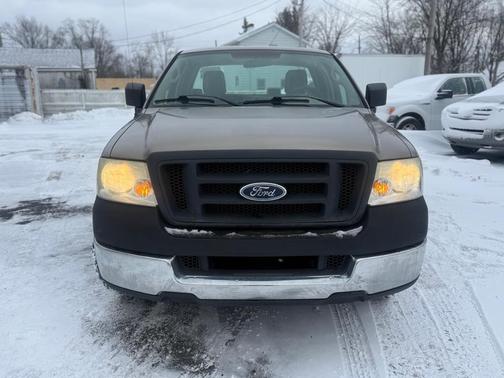 2005 Ford F-150 STX