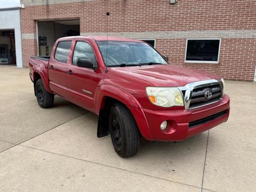 ORANGE 2009 Toyota Tacoma PreRunner Double Cab