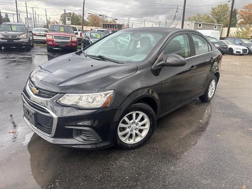 2017 Chevrolet Sonic LT