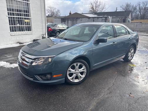 2012 Ford Fusion SE