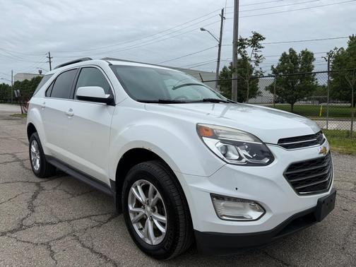 WHITE 2016 Chevrolet Equinox LT