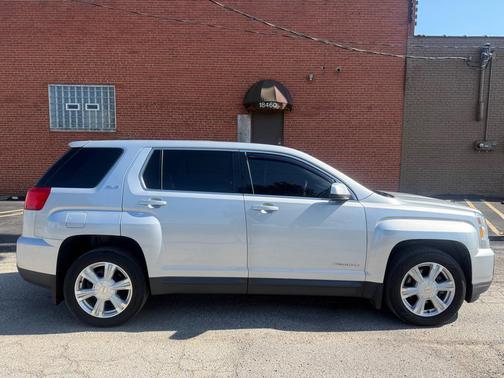 2017 GMC Terrain SLE-1