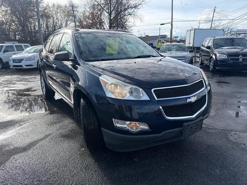 2011 Chevrolet Traverse LS