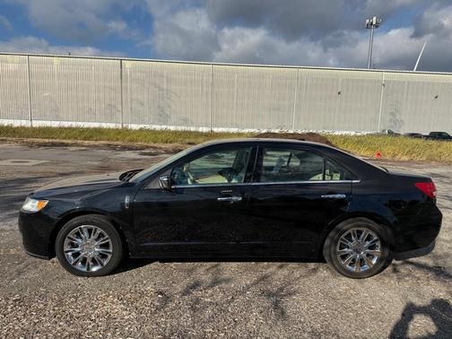 2010 Lincoln MKZ Base