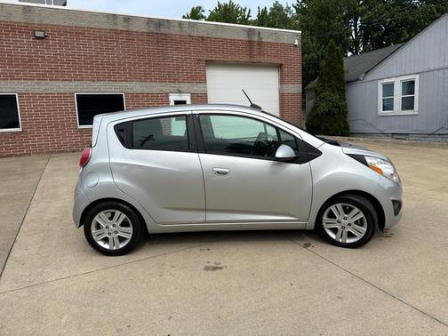 Silver Ice Metallic 2015 Chevrolet Spark LS