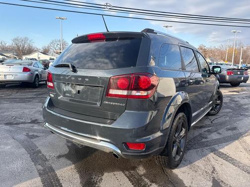 2018 Dodge Journey Crossroad