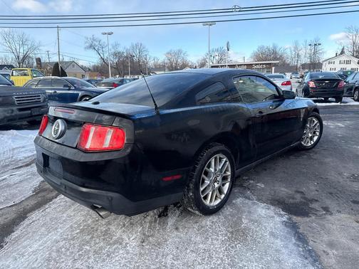 2012 Ford Mustang V6 Premium