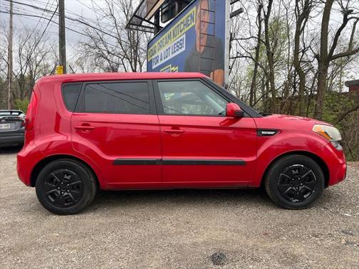 2013 Kia Soul Base