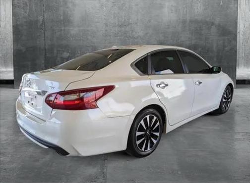 2017 Nissan Altima 2.5 SV