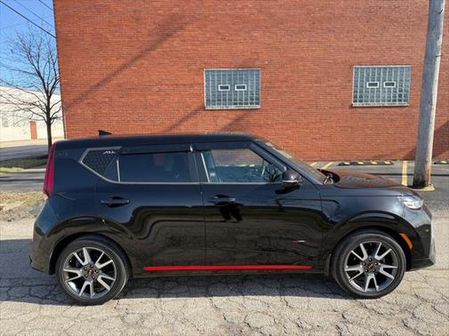 2021 Kia Soul GT-Line