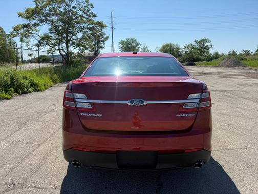 Ruby Red Metallic Tinted Clearcoat 2013 Ford Taurus Limited