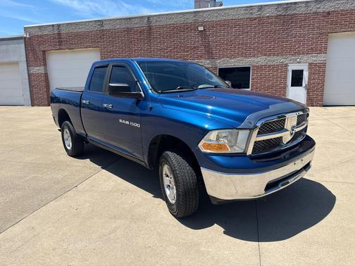 BLUE 2011 Dodge Ram 1500