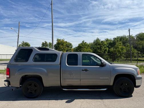 GREY 2013 GMC Sierra 1500 SLE1