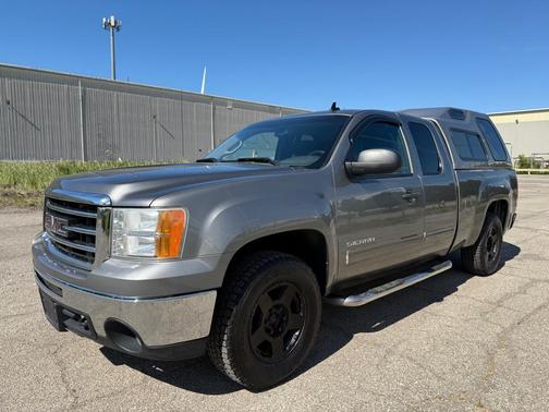 GREY 2013 GMC Sierra 1500 SLE1