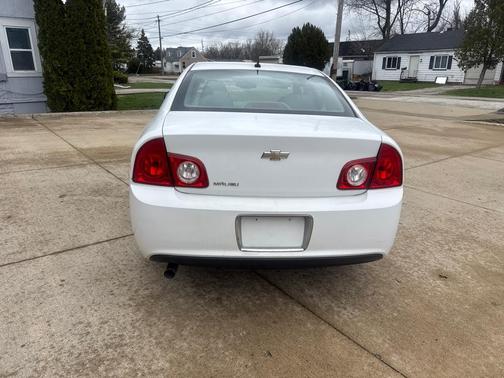 2010 Chevrolet Malibu LS