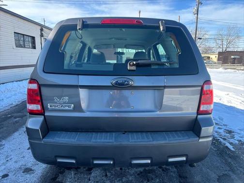 2009 Ford Escape XLS