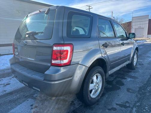 2009 Ford Escape XLS