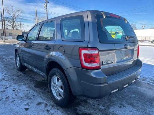 2009 Ford Escape XLS