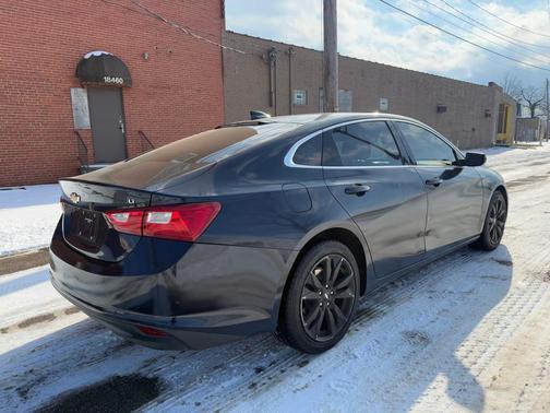 2017 Chevrolet Malibu 1LT