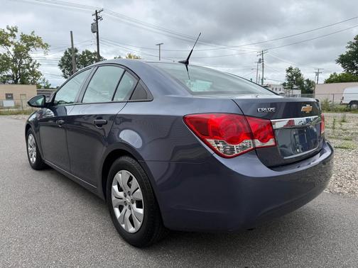 2013 Chevrolet Cruze LS