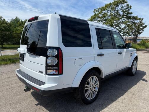 WHITE 2012 Land Rover LR4 Base