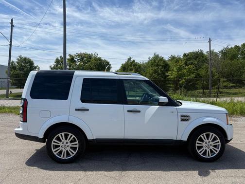 WHITE 2012 Land Rover LR4 Base
