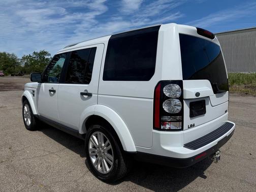 WHITE 2012 Land Rover LR4 Base
